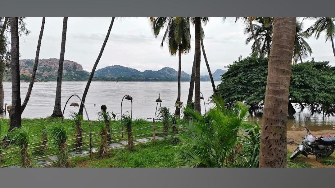 River Bay Hampi Hotel Exterior photo